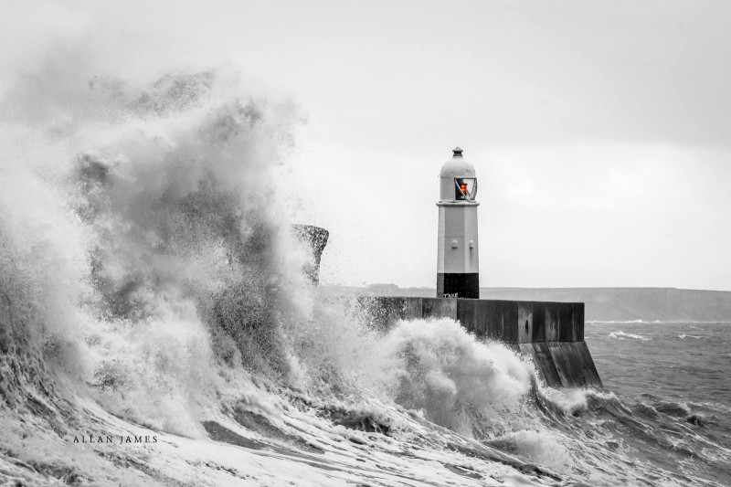 Porthcawl-Lighthouse-Landscape-photographer